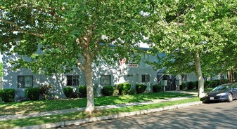 Fresno Glenn Apartments in Fresno, CA - Building Photo