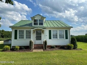 10129 Baldy Hill Rd in Middlesex, NC - Building Photo - Building Photo