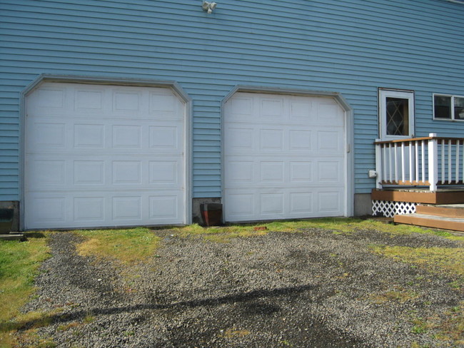 259 S Pacific St in Rockaway Beach, OR - Building Photo - Building Photo