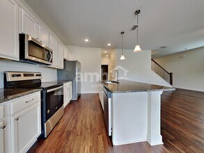 1004 Tan Tara Trl in Jacksonville, FL - Building Photo - Building Photo