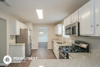 6112 Red Top Loop in Fairburn, GA - Building Photo - Building Photo