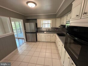 694 Barrington Rd in Collegeville, PA - Building Photo - Building Photo