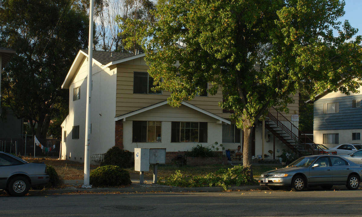 1176 Edsel Dr in Milpitas, CA - Building Photo