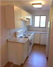 223 Sterling Ct in Bushkill, PA - Building Photo - Building Photo