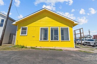 1522 Seawall Blvd in Galveston, TX - Building Photo - Building Photo