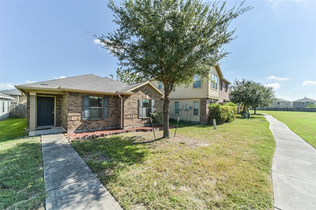 1231 Grassy View Dr in Houston, TX - Building Photo