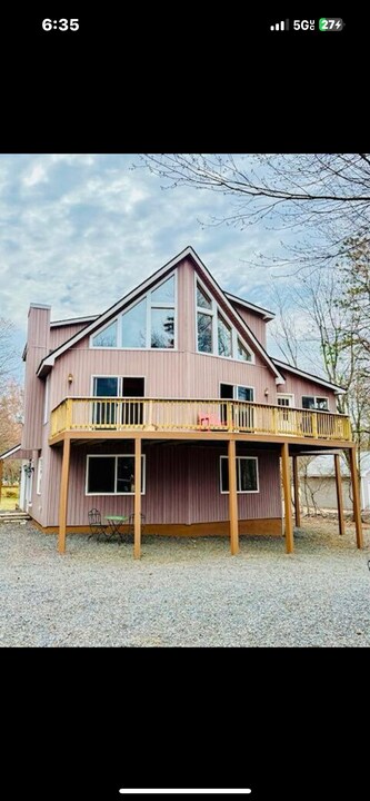 118 Caedman Dr in Albrightsville, PA - Building Photo
