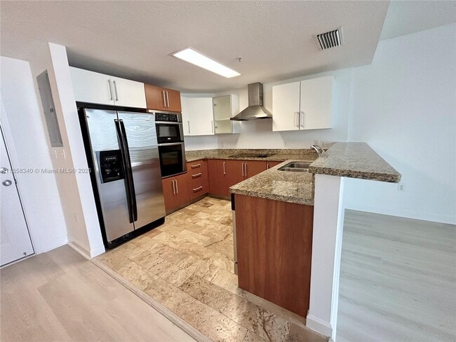 property at 170 SE 14th St