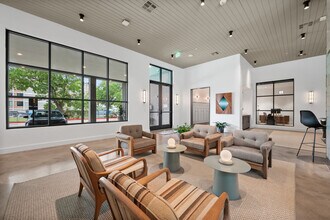 The Saint George in Austin, TX - Building Photo - Building Photo