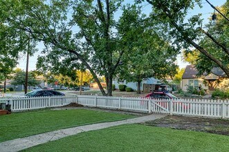 415 Marietta St in Denton, TX - Building Photo - Building Photo