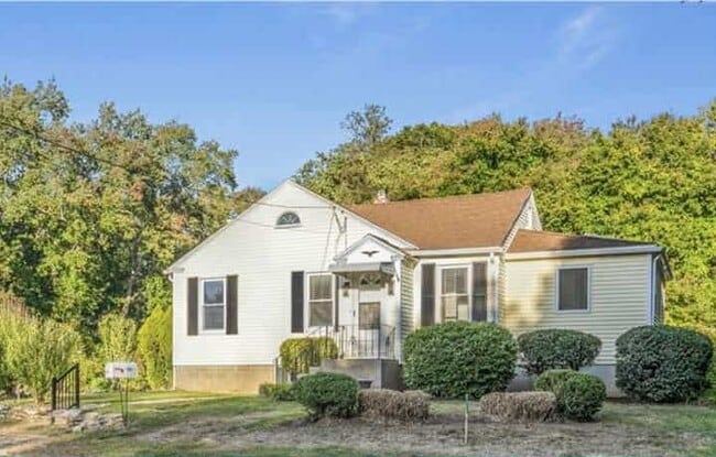 property at 115 Canal St