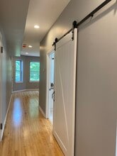 2112 N Leavitt St, Unit 2a in Chicago, IL - Building Photo - Building Photo