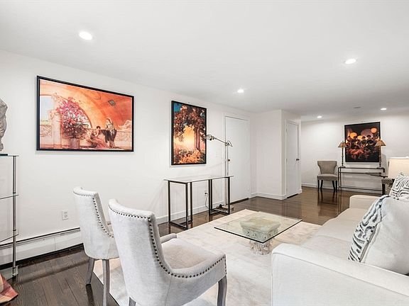 8 Commonwealth Ct, Unit 12 in Boston, MA - Building Photo - Building Photo