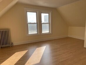 38 Columbus Ave, Unit 2 in Somerville, MA - Building Photo - Building Photo