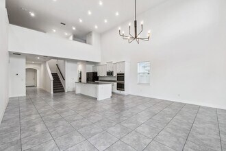 1132 Hilltop Pl in St. Cloud, FL - Building Photo - Building Photo