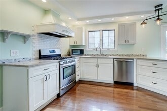 266 Avalon Dr in Rochester, NY - Building Photo - Building Photo