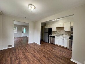 5615 Belle Ave in Baltimore, MD - Building Photo - Building Photo