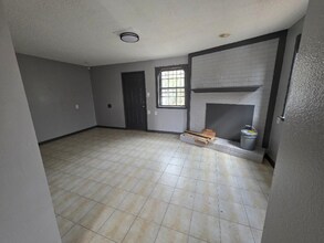 7813 Star St in New Orleans, LA - Building Photo - Building Photo