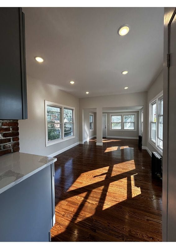 property at 16 Kirkwood Pl