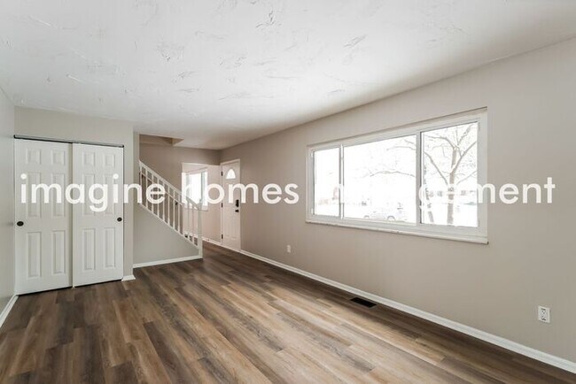 826 Rosetree Ln in Cincinnati, OH - Building Photo - Building Photo