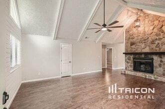 2 Ironwood Ct in Newnan, GA - Foto de edificio - Building Photo