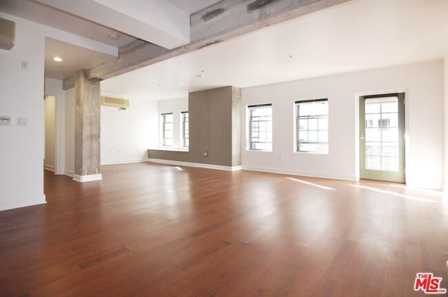 property at 416 S Spring St