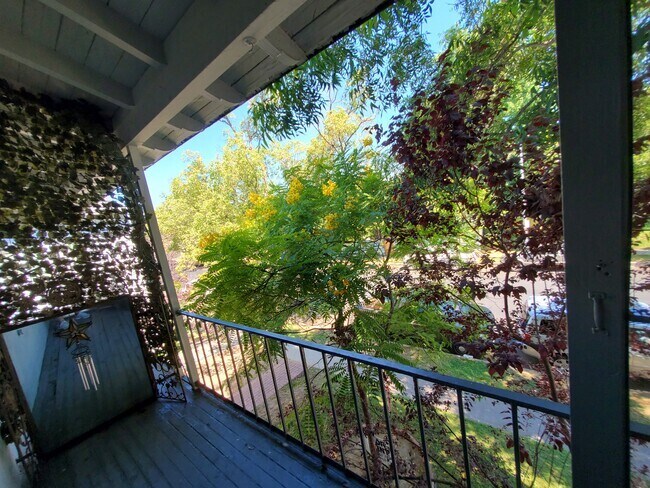 2442 W 18th St in Los Angeles, CA - Building Photo - Building Photo