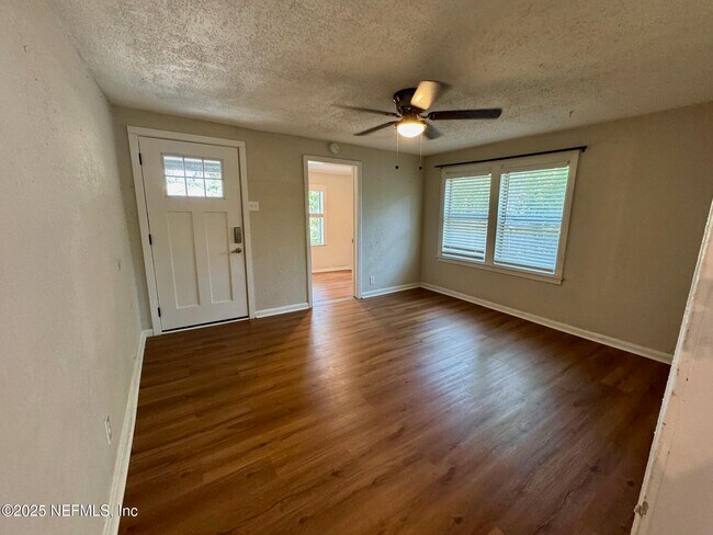 4522 Wheeler Ave in Jacksonville, FL - Building Photo - Building Photo