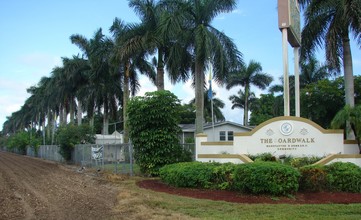 The Boardwalk in Homestead, FL - Building Photo - Building Photo