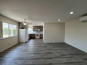 627 Evergreen Ave in Thousand Oaks, CA - Building Photo - Building Photo