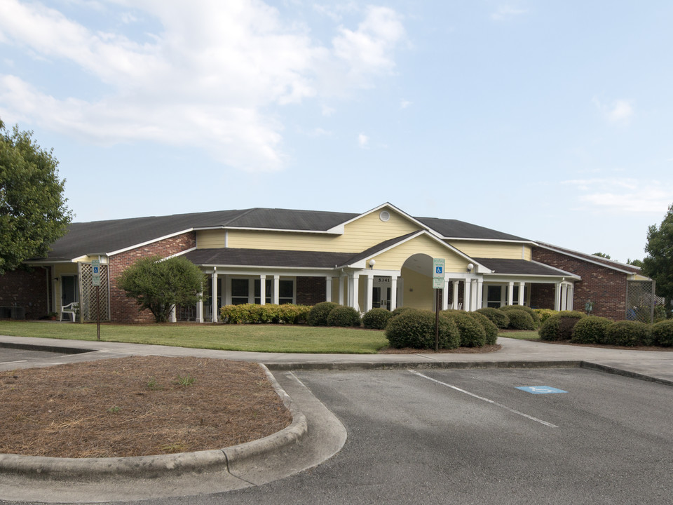 Coastal Villas in Southport, NC - Building Photo