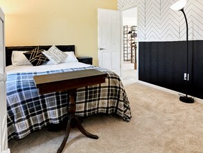 6636 Isle of Skye Dr-Unit -Room in Highland, MD - Building Photo - Building Photo