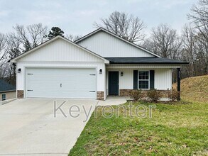 8025 Poplar Grv Ln in Powell, TN - Building Photo - Building Photo