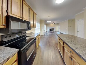 6261 Sharpsburg Ct NW in Acworth, GA - Foto de edificio - Building Photo