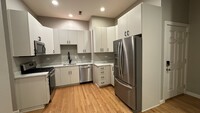 705 N Milwaukee Ave, Unit 02f in Chicago, IL - Building Photo - Building Photo