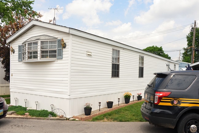 Harrison St in Troy, OH - Building Photo - Building Photo