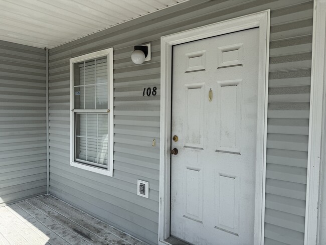 property at 108 Magnolia Plantation Ct