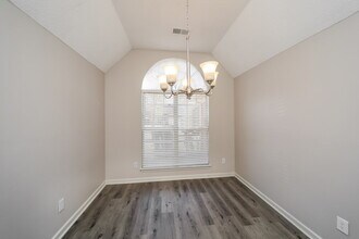 2773 Misty Valley Dr in Arlington, TN - Foto de edificio - Building Photo