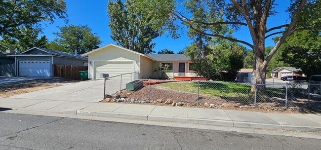 3015 Gracia Del Dios Dr