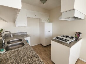 2510 Anchovy Ave. in San Pedro, CA - Building Photo - Building Photo