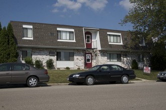 Jefferson Apartments in Jefferson, WI - Foto de edificio - Building Photo