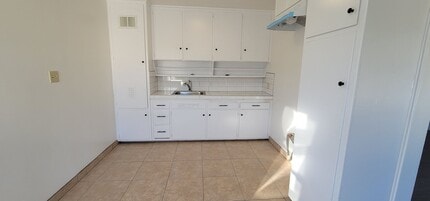 30 N Joanne Ave in Ventura, CA - Building Photo - Building Photo