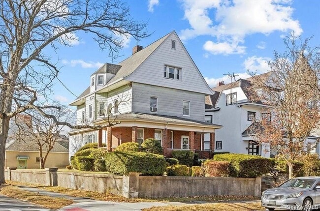 property at 194 Summit Ave