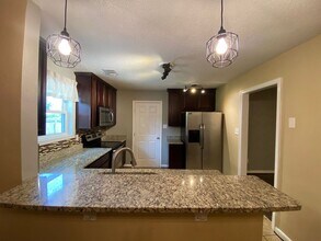 1446 Pecan Ct in Virginia Beach, VA - Building Photo - Building Photo