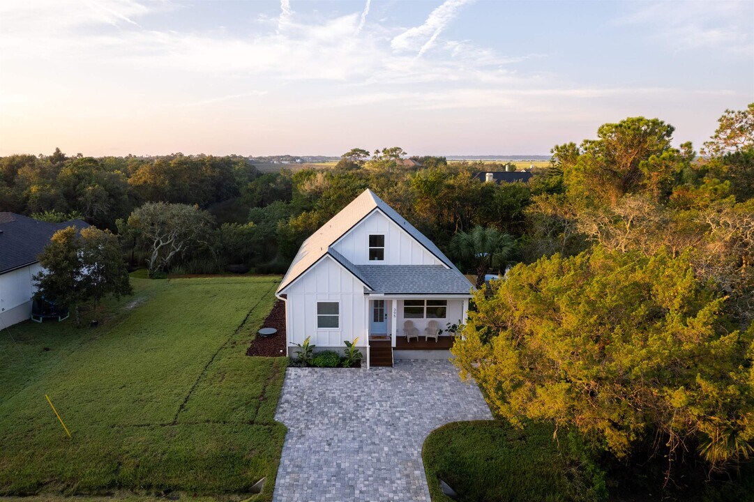 395 Floridian Ave in St. Augustine, FL - Building Photo