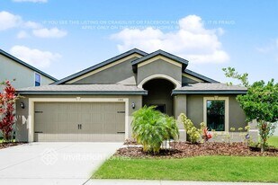 11833 Thicket Wood Dr in Riverview, FL - Building Photo