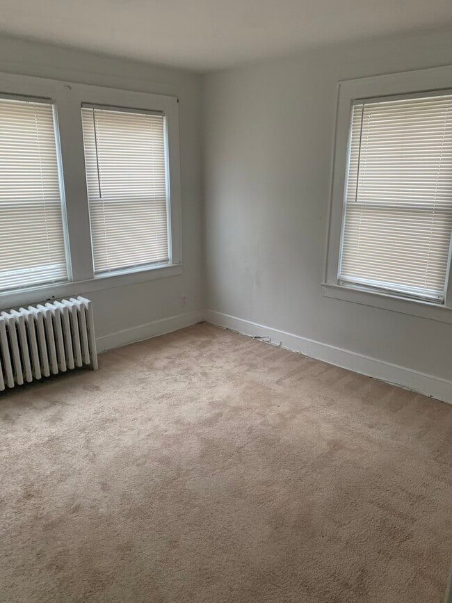 106 2nd Ave, Unit 2nd Floor Left in Garwood, NJ - Building Photo - Building Photo