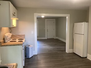 109 Allgood St in Rossville, GA - Building Photo - Building Photo