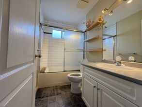 3313 Rakanna Pl in Coquitlam, BC - Building Photo - Building Photo