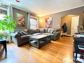 97 Undine Rd in Boston, MA - Foto de edificio - Building Photo